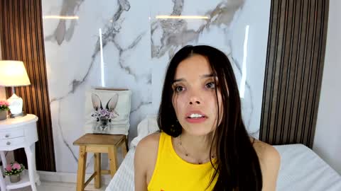 Snapshot of hannahill69 chatting on December 28, 2024, 10:36 am Hannahill69 online show from December 28, 2024, 10:36 am