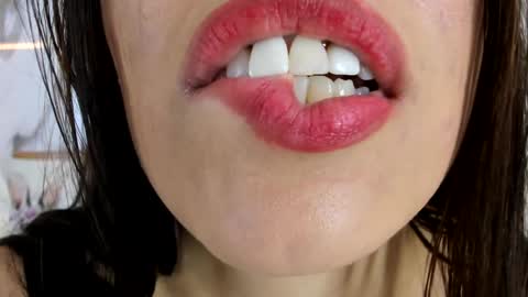 Snapshot of hannahill69 chatting on January 13, 2025, 7:43 am Hannahill69 online show from January 13, 2025, 7:43 am