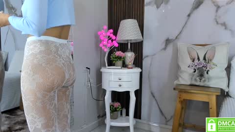 Snapshot of hannahill69 chatting on January 22, 2025, 4:23 am Hannahill69 online show from January 22, 2025, 4:23 am