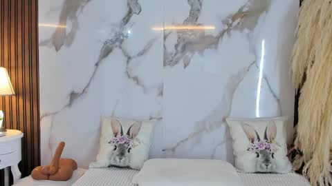 Snapshot of hannahill69 chatting on March 5, 2025, 7:16 am Hannahill69 online show from March 5, 2025, 7:16 am