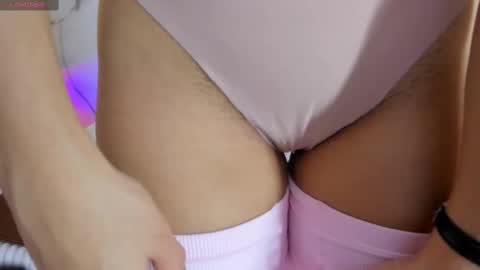 Snapshot of hannahill69 chatting on September 25, 2025, 5:22 am Hannahill69 online show from September 25, 2025, 5:22 am