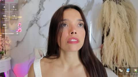 Snapshot of hannahill69 chatting on October 16, 2025, 6:36 am Hannahill69 online show from October 16, 2025, 6:36 am