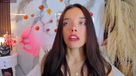 Snapshot of hannahill69 chatting on October 22, 2025, 4:57 am Hannahill69 online show from October 22, 2025, 4:57 am