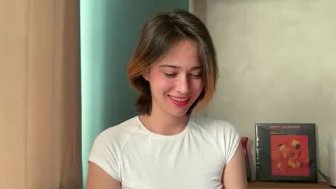 hannahinto online show from May 7, 2026, 2:11 pm