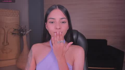 Snapshot of hannahjamesx chatting on January 3, 2025, 9:47 pm HANNAH J online show from January 3, 2025, 9:47 pm