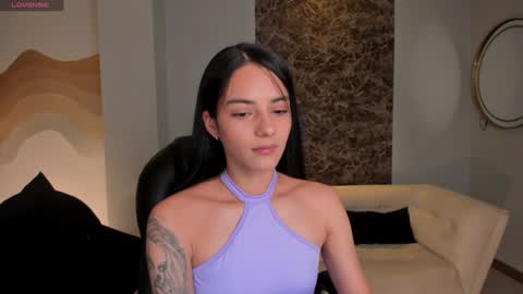 Snapshot of hannahjamesx chatting on January 18, 2025, 6:53 pm HANNAH J online show from January 18, 2025, 6:53 pm