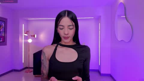 HANNAH J online show from November 21, 2025, 7:01 pm