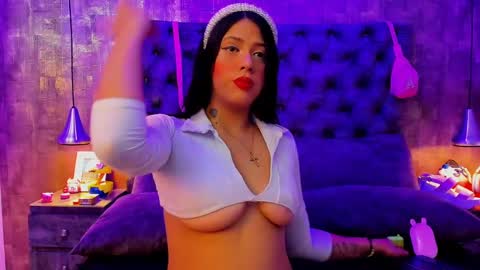 Hannah online show from September 26, 2025, 2:54 pm