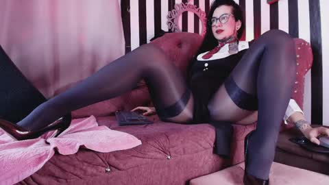 FOLLOW ME INTA MOONXMAFE online show from April 29, 2026, 11:03 am