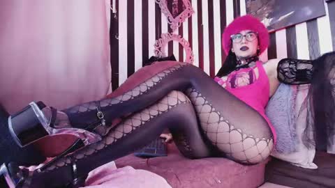 FOLLOW ME INTA MOONXMAFE online show from May 7, 2026, 11:10 pm