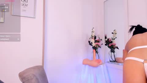 Snapshot of hannaos chatting on December 4, 2024, 6:17 pm Hanna Os online show from December 4, 2024, 6:17 pm