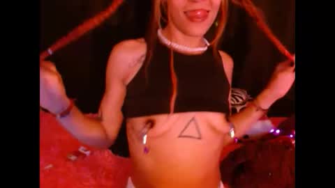 hannaqueen23 online show from September 26, 2025, 6:06 am