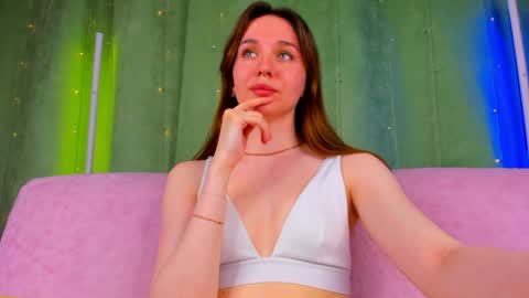 Snapshot of hannavanilla chatting on May 14, 2026, 8:32 am Hannavanilla online show from May 14, 2026, 8:32 am