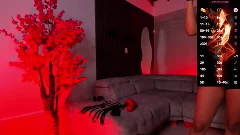 Snapshot of hannaydanna chatting on October 15, 2025, 11:10 am Hanna  Danna online show from October 15, 2025, 11:10 am