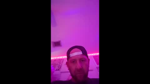 Snapshot of hannersjames48 chatting on May 27, 2026, 2:30 am hannersjames48 online show from May 27, 2026, 2:30 am