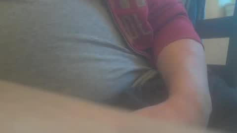 Snapshot of hannes_k chatting on January 10, 2025, 3:37 pm hannes_k online show from January 10, 2025, 3:37 pm