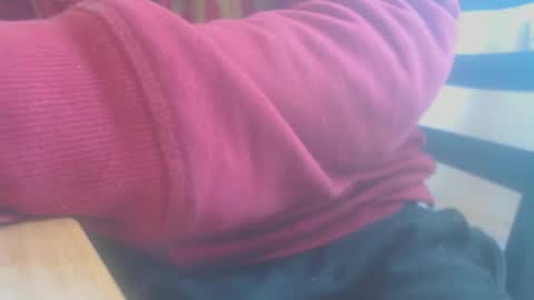 Snapshot of hannes_k chatting on December 2, 2025, 10:53 am hannes_k online show from December 2, 2025, 10:53 am