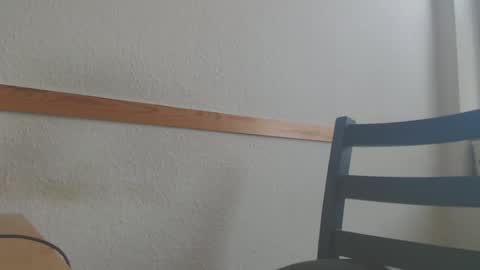 Snapshot of hannes_k chatting on December 5, 2025, 9:51 am hannes_k online show from December 5, 2025, 9:51 am