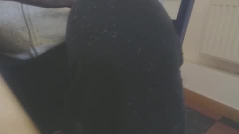 Snapshot of hannes_k chatting on January 7, 2026, 5:43 am hannes_k online show from January 7, 2026, 5:43 am