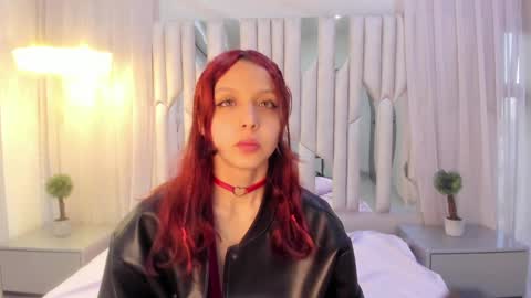 Hanni  online show from February 14, 2025, 11:31 am