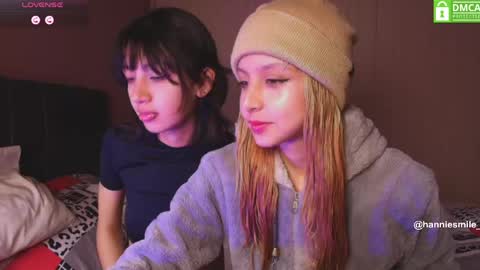 Hannie  online show from April 30, 2026, 8:57 pm