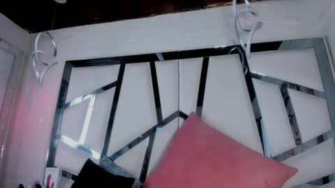 hanny_watson online show from June 24, 2026, 2:38 pm