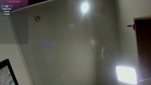 Hanny online show from December 19, 2025, 2:40 am