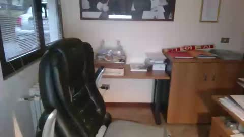 hanscooper online show from December 17, 2025, 3:51 pm