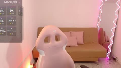 ALICIA online show from December 6, 2024, 3:33 pm