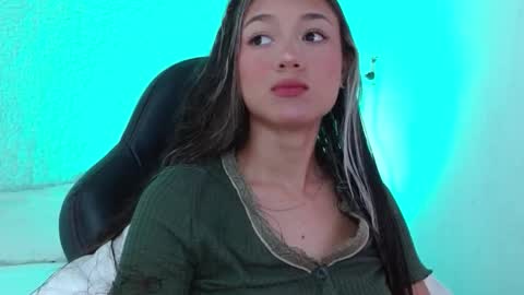 Snapshot of hantonella chatting on March 3, 2026, 1:39 pm Anto online show from March 3, 2026, 1:39 pm