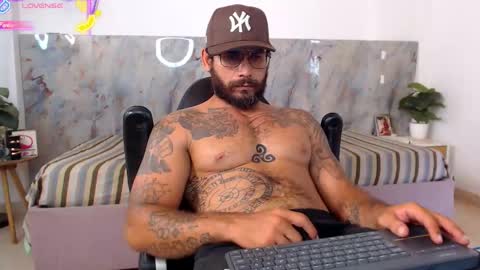 hanz_col online show from May 4, 2026, 5:53 pm