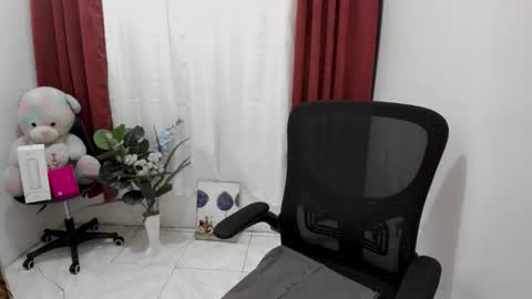 Snapshot of haplacious chatting on October 22, 2025, 10:04 am haplacious online show from October 22, 2025, 10:04 am