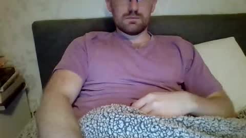 Happiestcat online show from November 7, 2025, 8:31 pm