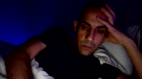 Snapshot of happy2334 chatting on December 10, 2024, 2:17 pm skysky6969 online show from December 10, 2024, 2:17 pm