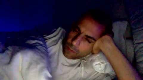 Snapshot of happy2334 chatting on December 22, 2024, 3:11 pm skysky6969 online show from December 22, 2024, 3:11 pm