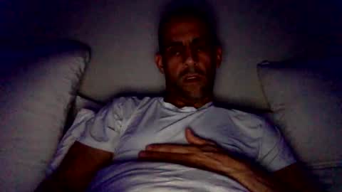 Snapshot of happy2334 chatting on February 11, 2025, 12:16 pm skysky6969 online show from February 11, 2025, 12:16 pm
