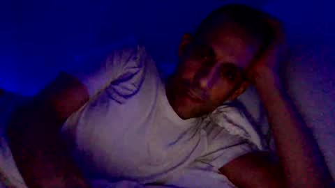 Snapshot of happy2334 chatting on September 10, 2025, 11:54 am skysky6969 online show from September 10, 2025, 11:54 am