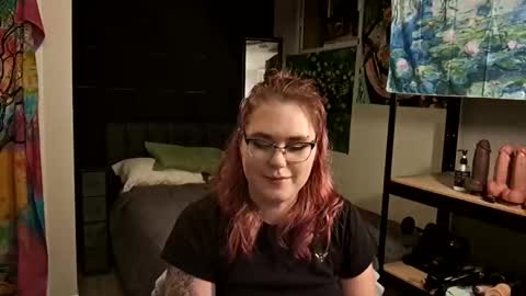 Snapshot of happy4youlive chatting on September 23, 2025, 7:22 am happy4youlive online show from September 23, 2025, 7:22 am