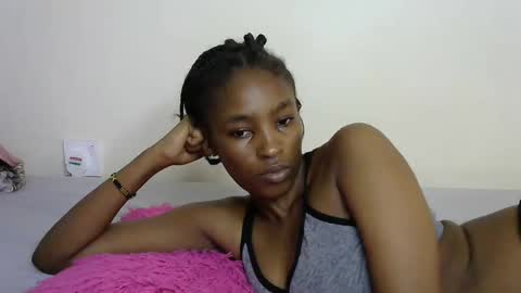 happy_alwayz online show from March 3, 2025, 8:21 pm