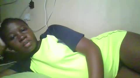 Snapshot of happy_dimple chatting on October 30, 2025, 11:44 am happy_dimple online show from October 30, 2025, 11:44 am