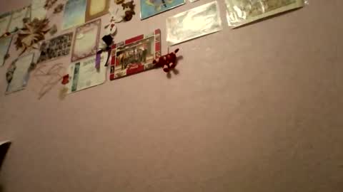 Snapshot of happyemily18 chatting on November 3, 2025, 8:10 pm happyemily online show from November 3, 2025, 8:10 pm