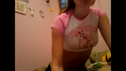 Snapshot of happyemily18 chatting on February 10, 2026, 9:30 pm happyemily online show from February 10, 2026, 9:30 pm