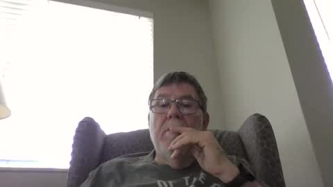 Snapshot of happyguy724 chatting on March 22, 2026, 8:01 pm happyguy724 online show from March 22, 2026, 8:01 pm