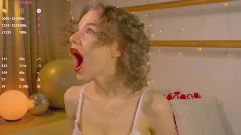 Snapshot of happynewdear chatting on February 25, 2026, 2:10 am Evy online show from February 25, 2026, 2:10 am