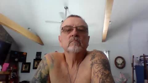 Snapshot of happynudist7373 chatting on February 24, 2026, 4:27 pm happynudist7373 online show from February 24, 2026, 4:27 pm