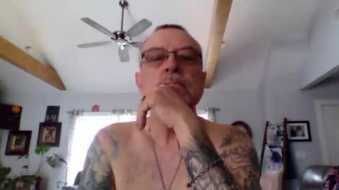 Snapshot of happynudist7373 chatting on April 13, 2026, 1:27 pm happynudist7373 online show from April 13, 2026, 1:27 pm