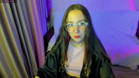 Stephanie online show from November 20, 2025, 9:47 pm