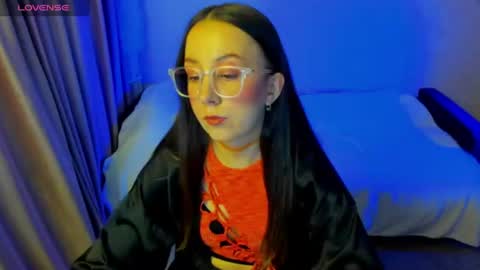 Stephanie online show from June 19, 2026, 4:55 pm
