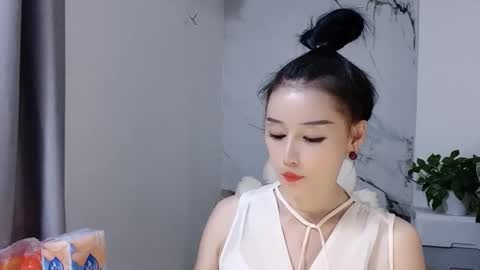 Snapshot of happysweety1688 chatting on October 5, 2025, 1:42 pm happysweety1688 online show from October 5, 2025, 1:42 pm