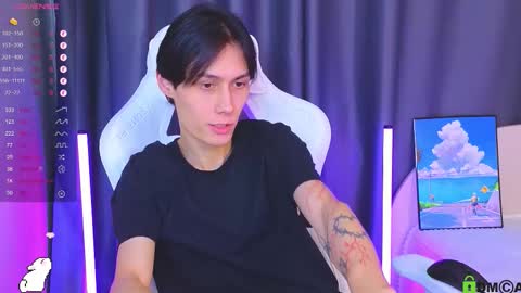 Mark online show from November 29, 2025, 9:40 pm